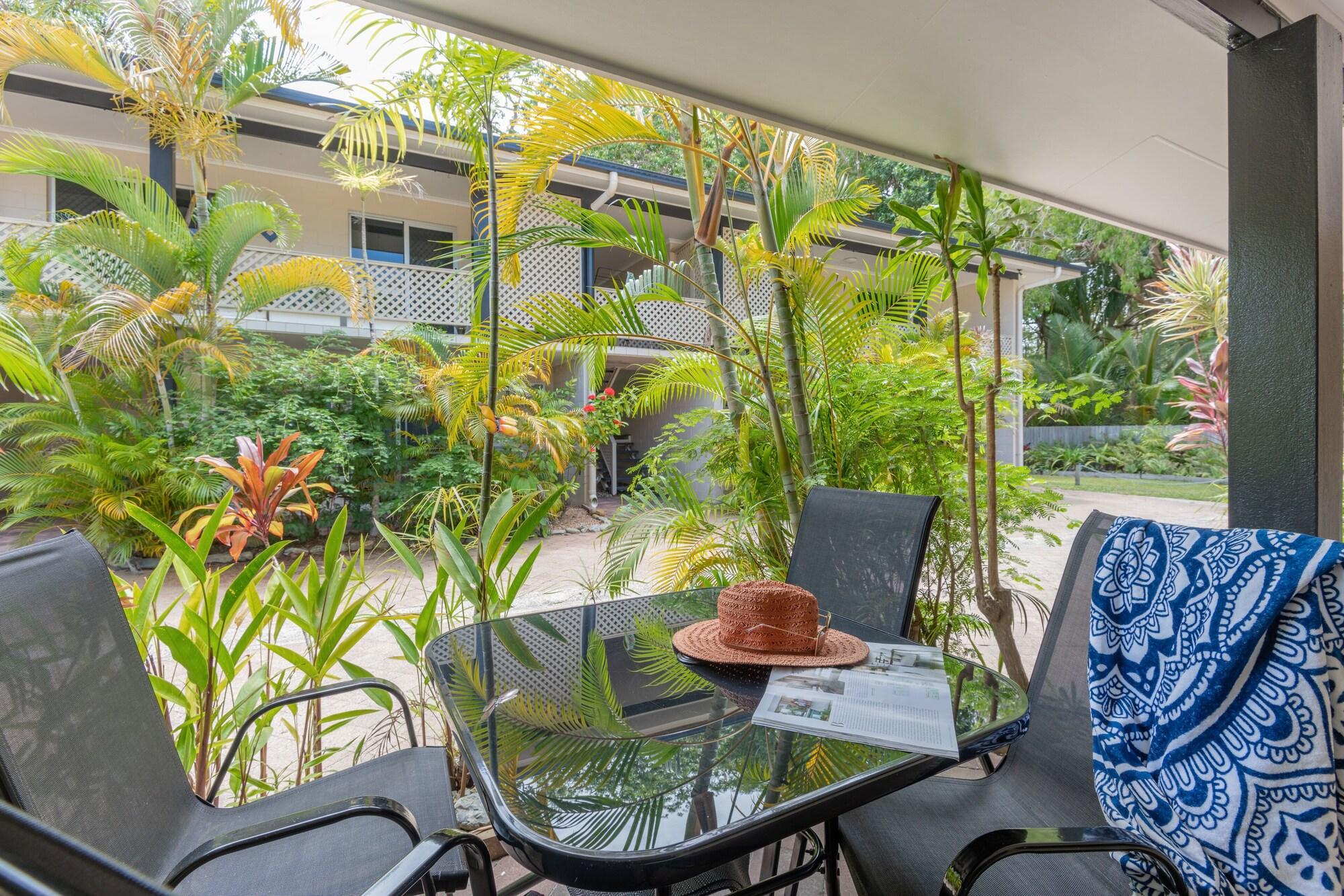 Lychee Tree Holiday Apartments Port Douglas Exterior foto